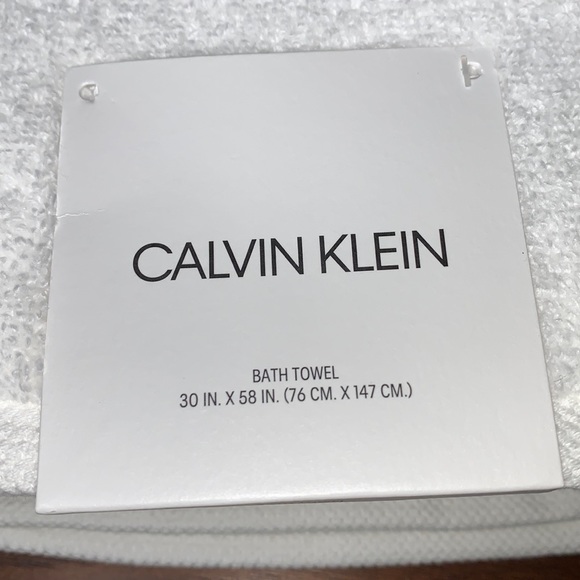 Calvin Klein Bath Towel, 100% Cotton, Luxury - Picture 4 of 6